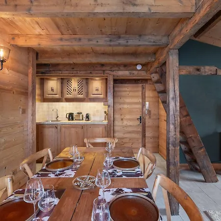 Nid Douillet Au Coeur De *